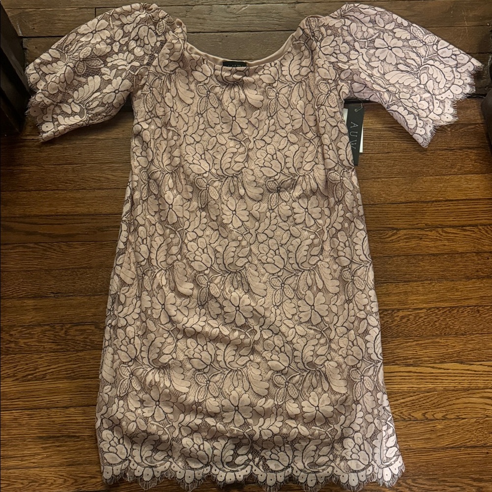 AUW,  Lace Mini Dress, NWT, Size 8